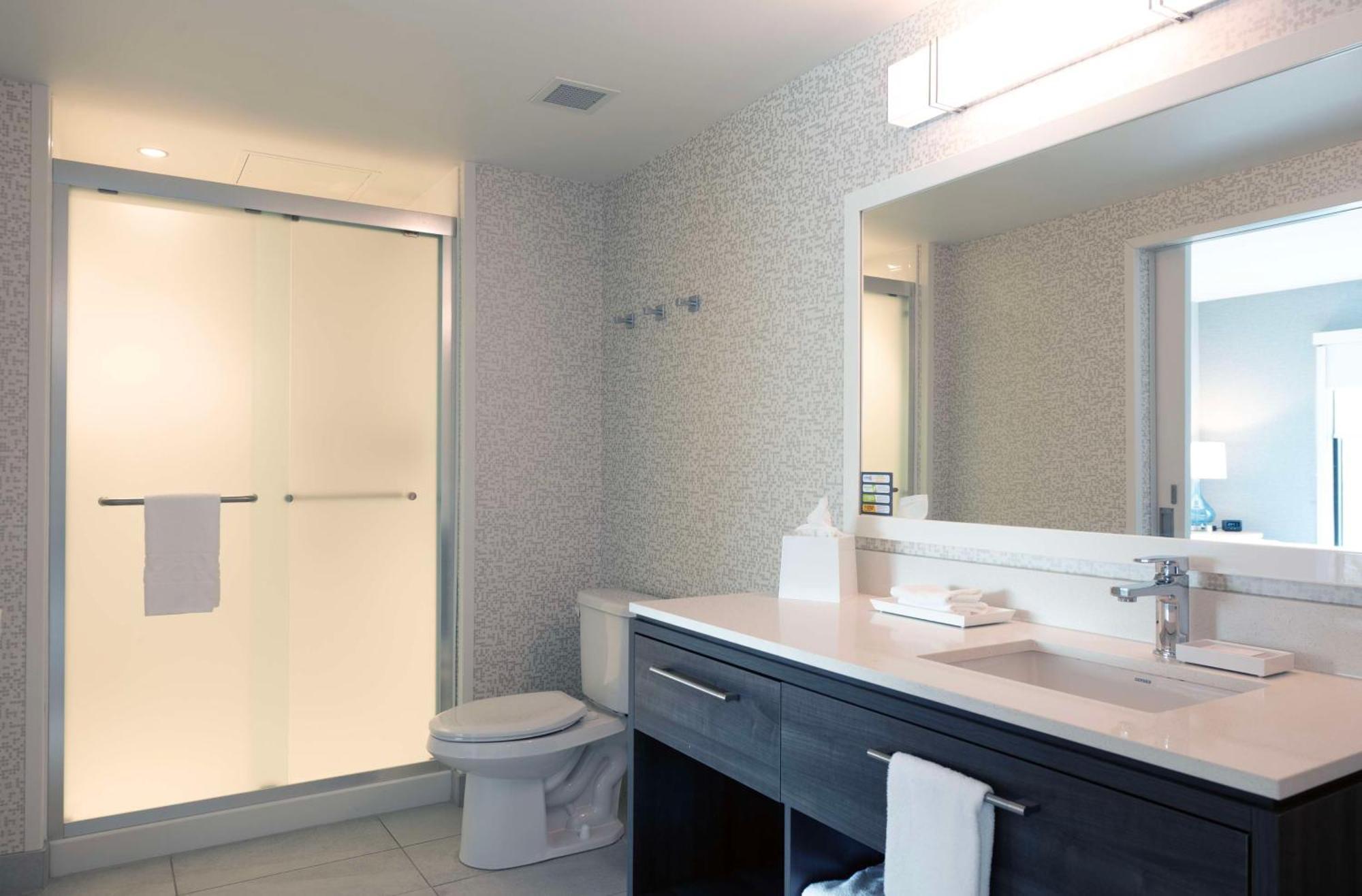 Home2 Suites By Hilton Quebec City Exterior photo